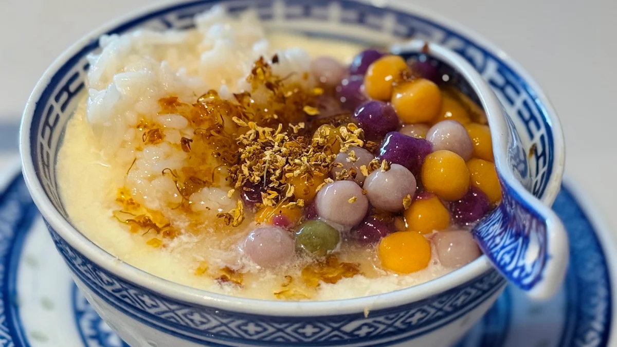 桂花酒酿圆子双皮奶 milk custard with osmanthus